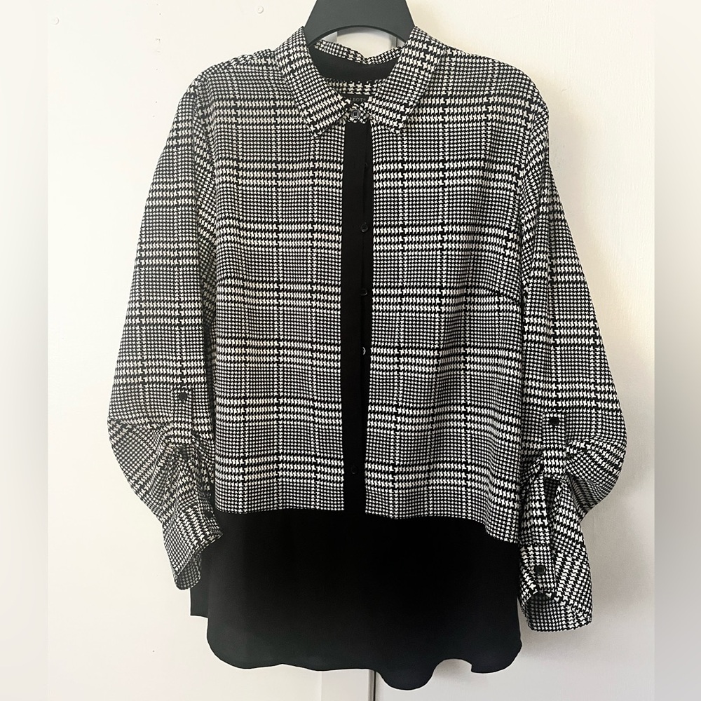Talbots // Black & White Top